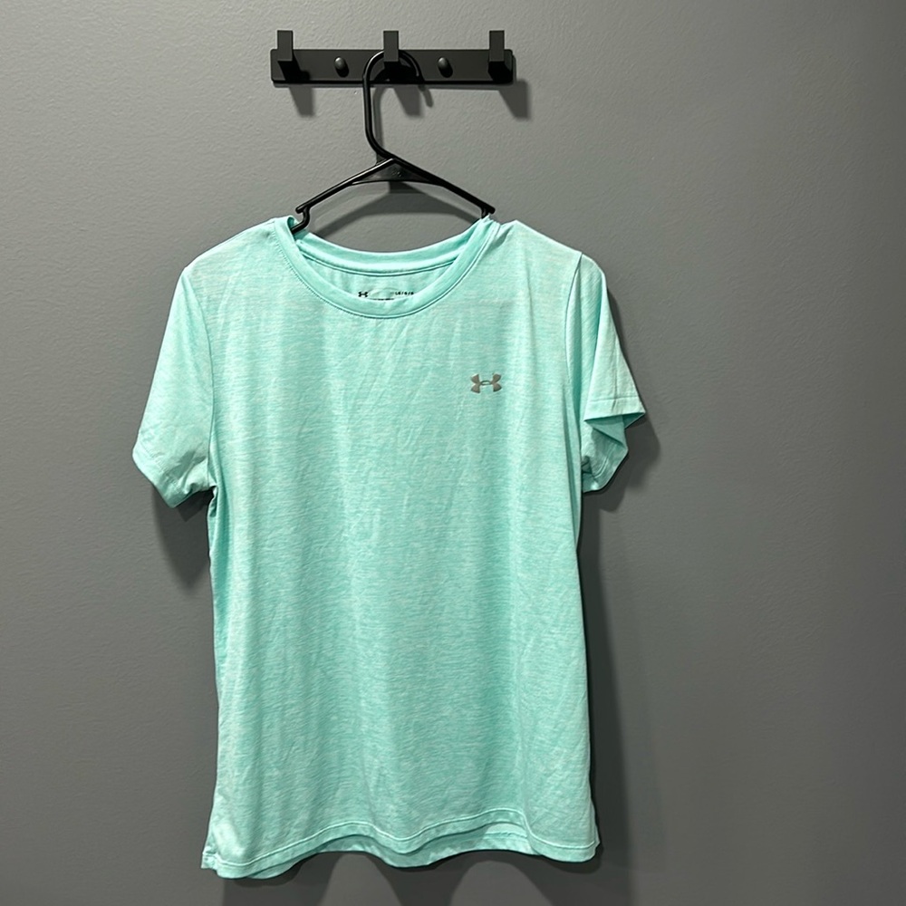 Women’s UA Tee